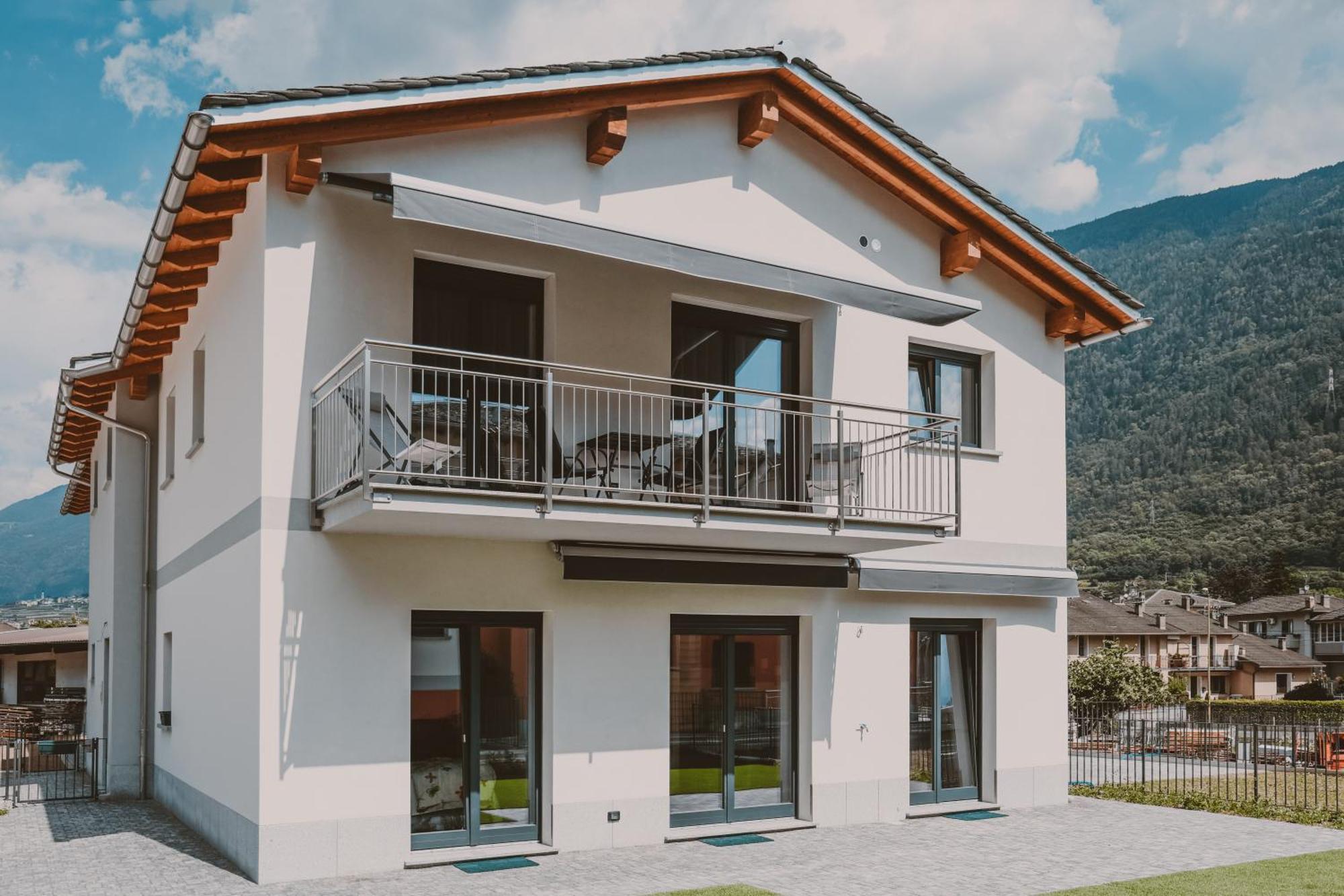 Апартаменты Residenza 39 - 900 M To Bernina Express Тирано Экстерьер фото